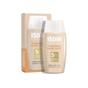ضد آفتاب ایزدین مدل فیوژن واتر مجیک رنگ لایت Fusion Water Magic حجم 50 میل   ISDIN Fotoprotector Fusion Water MAGIC Light SPF 50
