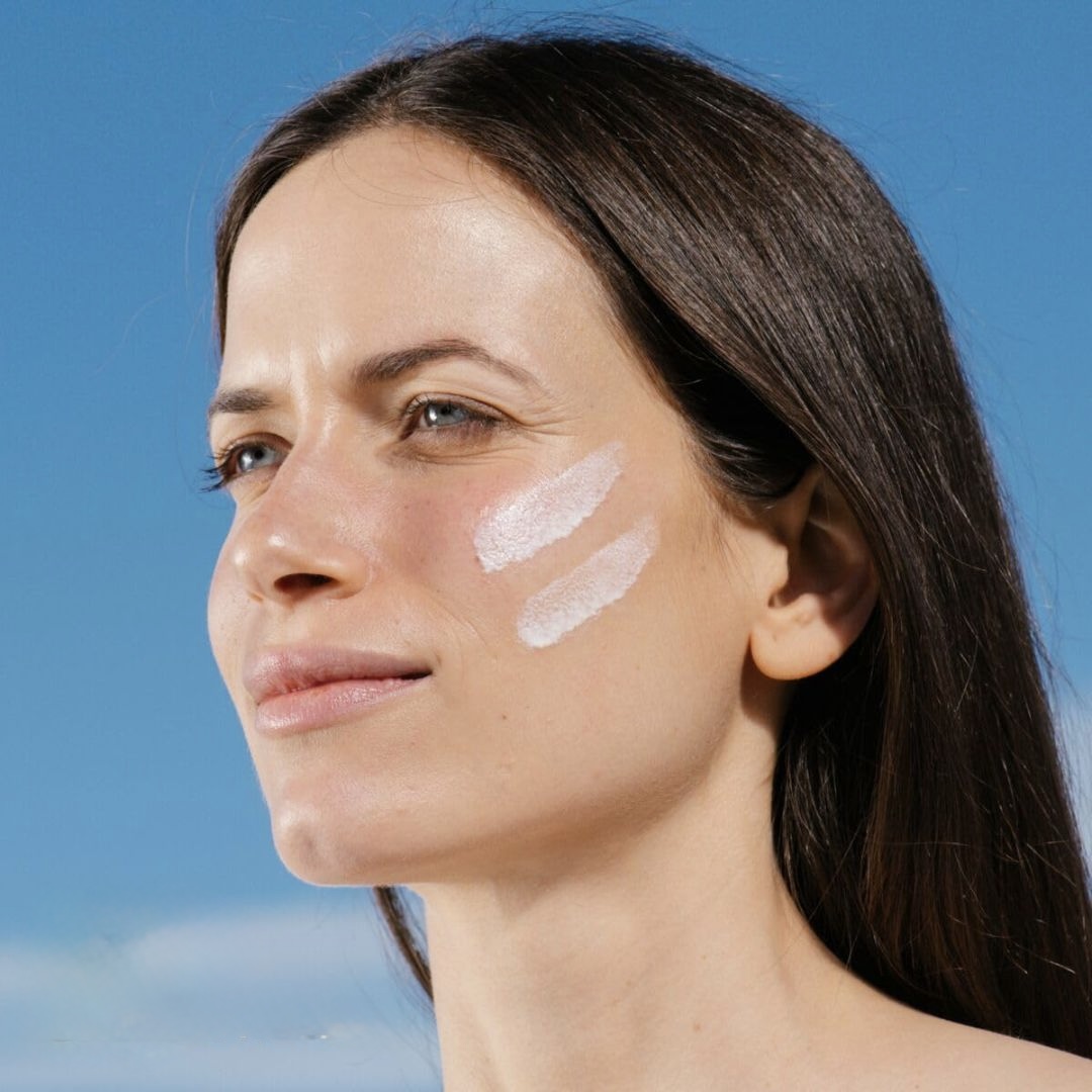 کرم ضد آفتاب ضد لک ایزدین ISDIN SPF50 مدل اسپات پریونت SPOT PREVENT بی رنگ مناسب انواع پوست حجم 50 میلی لیتر - تصویر 3